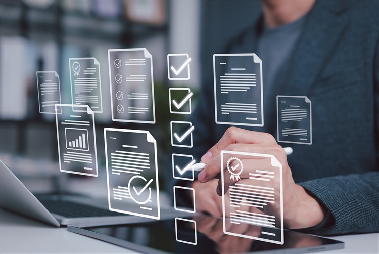 内部統制の強化にワークフローシステムは効果的？主な機能・選び方を解説